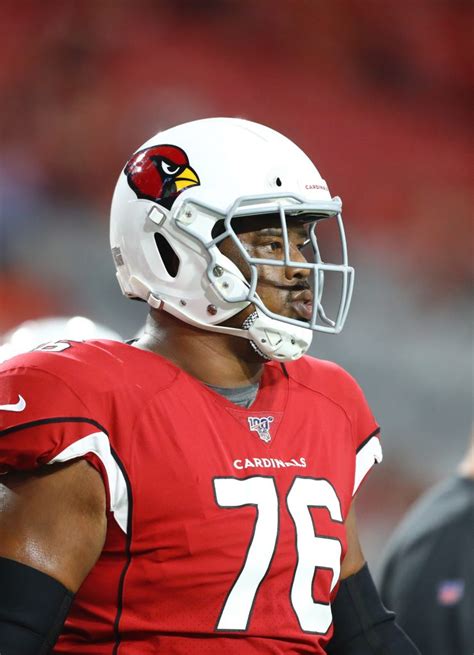 Cardinals Re-Sign T Marcus Gilbert