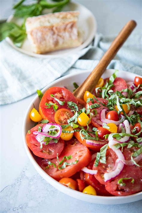 Simple Summer Tomato Salad Recipe