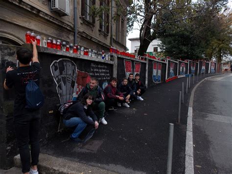 Studeni Dan Sje Anja Na Rtve Domovinskog Rata I Dan Sje Anja Na