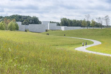 American Institute Of Architects Presents 2020 Architecture Award To