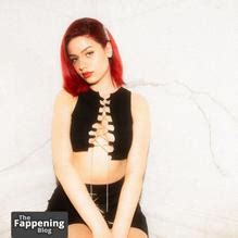 BADMOMZJAY Nude AZNude