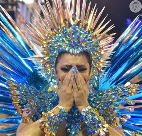 Queda E Choro Marcam Estreia De Lexa Como Rainha De Bateria Da Unidos