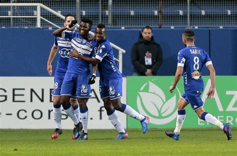 Ligue 1 le leader Monaco tenu en échec à Bastia