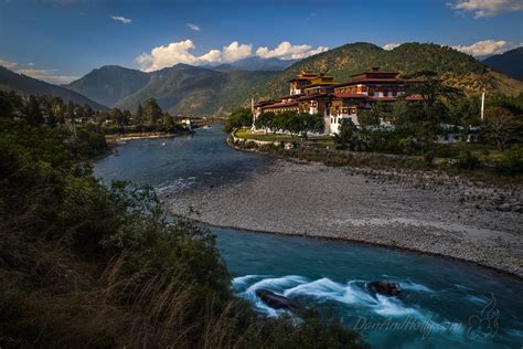 Punakha Dzong In Punakha Bhutan