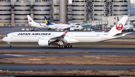 Ja Wj Japan Airlines Airbus A Photo By Omgcat Id