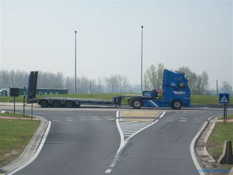 Van Moer Transport Zwijndrecht Page