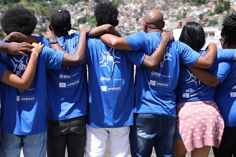 Projeto Pacto Pela Juventude Forma Mais 430 Jovens De Favelas Do Rio