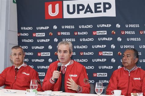 Emilio Baños Ardavin Rector UPAEP Gran Angular