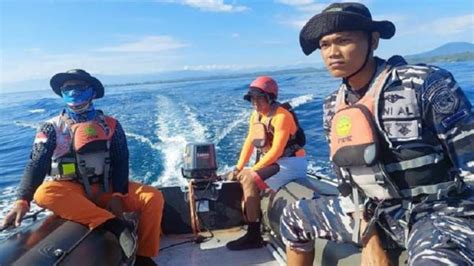 Kapal Pinisi Patah Kemudi Di Labuan Bajo Nasib 17 Penumpang Tak Diketahui