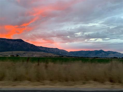 Northern Utah Sunrise. : r/SkyPorn