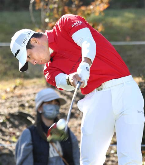 中島啓太、賞金王決定へ初日48位から2差9位「勝負の一日」赤の闘魂ウエアで67 Golf報知