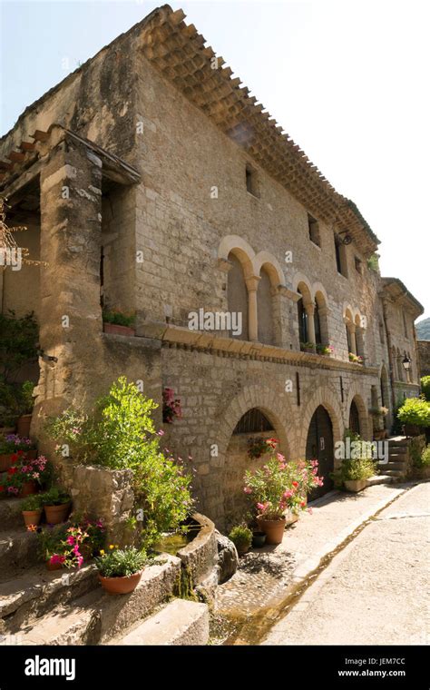 Lorimy S House Saint Guilhem Le Desert Labelled Les Plus Beaux