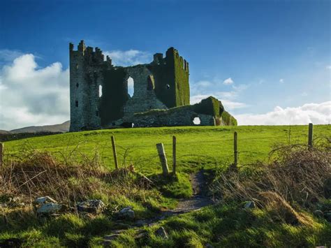 Ballycarbery Castle Irish Castle Go To Ireland