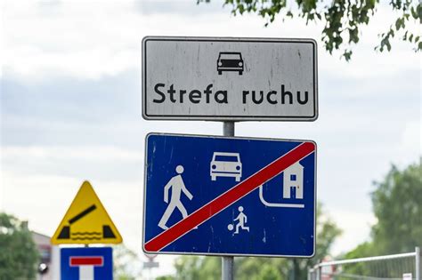 Czy Wiesz Co To Jest Strefa Ruchu Motoryzacja W Interia Pl