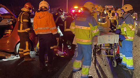 Un Accidente M Ltiple En La A En M Stoles Deja Una Decena De Heridos