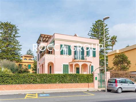 Vendita Villa Bifamiliare In Via Dante Alighieri Santa Marinella Buono