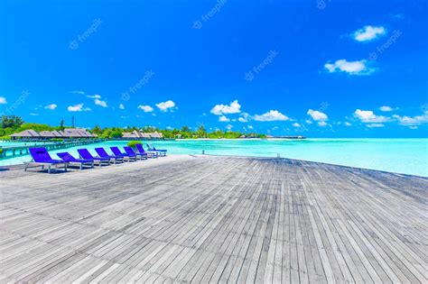 Premium Photo | Tropical beach in maldives