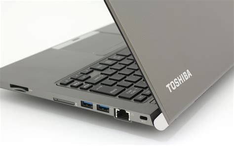 Toshiba Portege Z30 A 1E1 2015 Review Functionality Portability