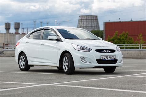 Hyundai Accent: Release/Open Fuel Door - HiRide