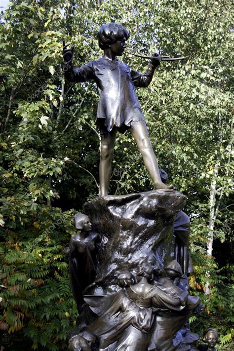 Statue of Peter Pan, London, England – Stock Editorial Photo ...