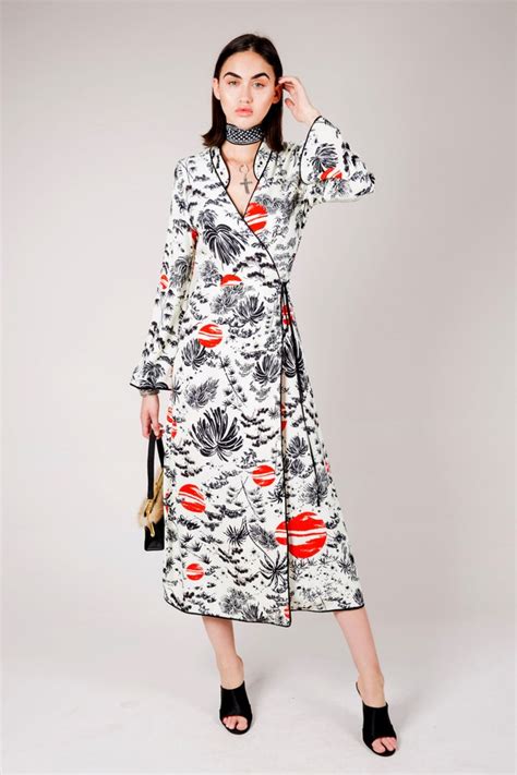 Rixo Is the Rising Vintage-Inspired Label It Brits Are Wearing to ...