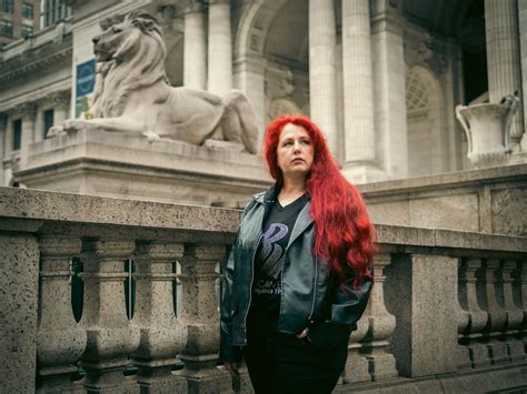 How a Notorious Jail Became a Literary Hotbed - The New York Times
