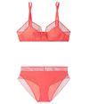 15 parures de lingerie romantique pour un été très léger Vogue Paris