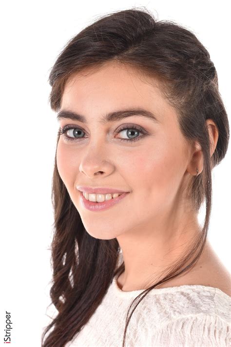 Gorgeous Girl Alissa Foxy Stripping And Showing Her Hot Body 15 Photos