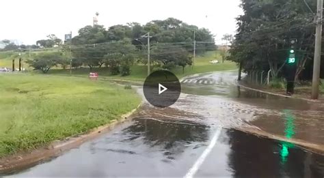 Chuva Causa Transtornos Em S O Carlos