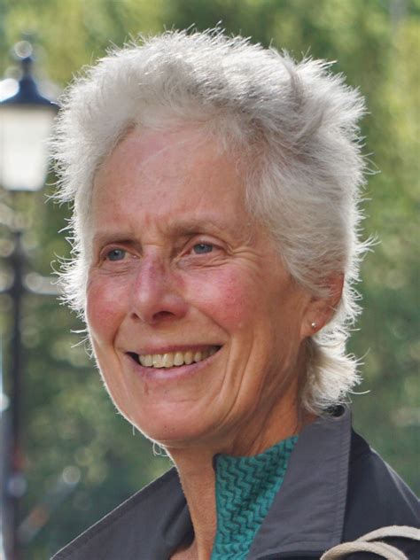 Biography – Anne Miller