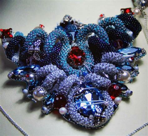 Elizabeth Urbancic Adl Kullan C N N Beadwork Embroidery Necklaces