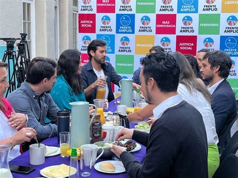 Frente Amplio Lanza Campaña Para Crear Su Partido único La Tercera