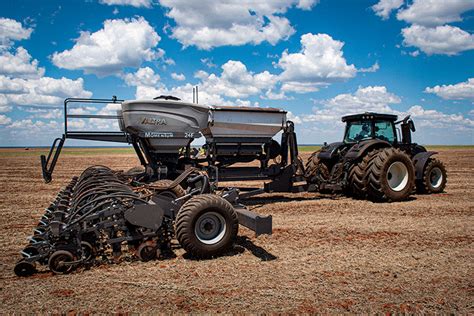 Plantadeira Momentum Polisul Agrícola