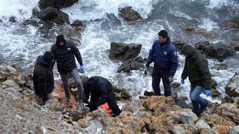 Griechenland Mindestens Zwei Migranten Bei Bootsungl Ck Vor Lesbos