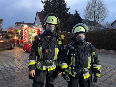 Gasaustritt Im Geb Ude Freiwillige Feuerwehr R Thenbach