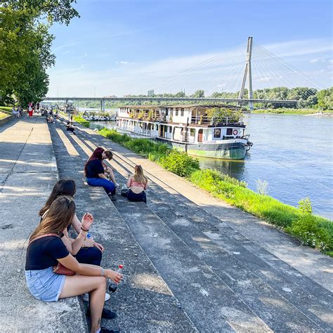 Vistula Boulevard In Warsaw Aka Schodki Travel Mates Pl Eng