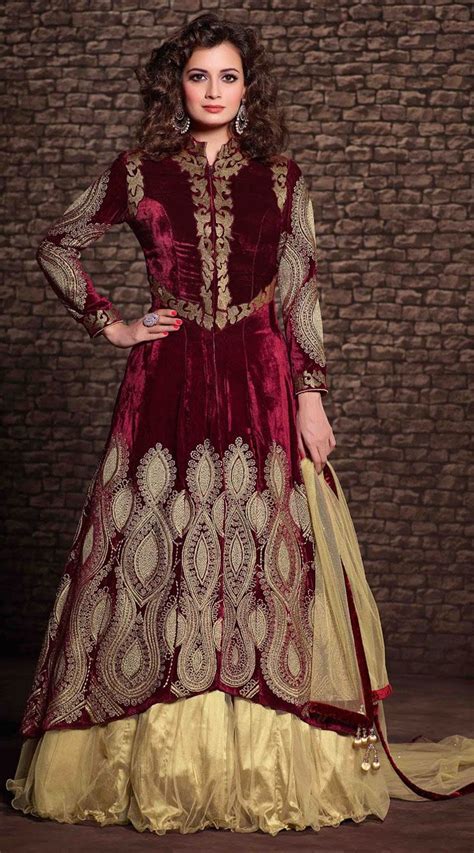 Trendy Kali Embroidered Dark Red And Cream Dia Mirza Bollywood Lehenga