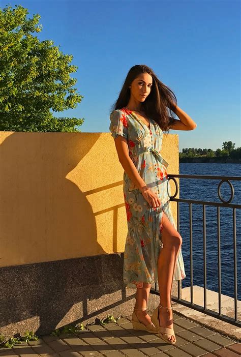 Марина Власова