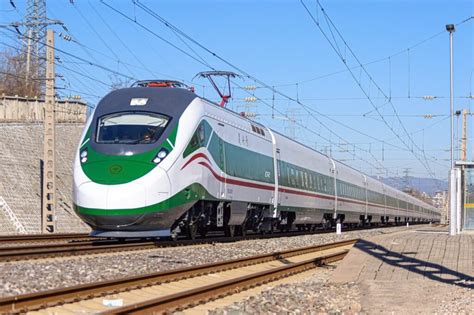 The operation of CRRC CR200J-C trains has commenced in China - Railway Supply