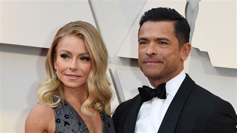 Kelly Ripa Posts Shirtless Pic Of Husband Mark Consuelos Youve Been