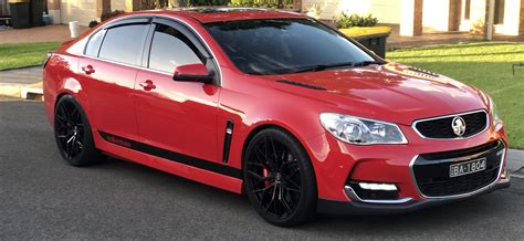 Holden Commodore VF SSV Redline Walkinshaw Star Cars Agency