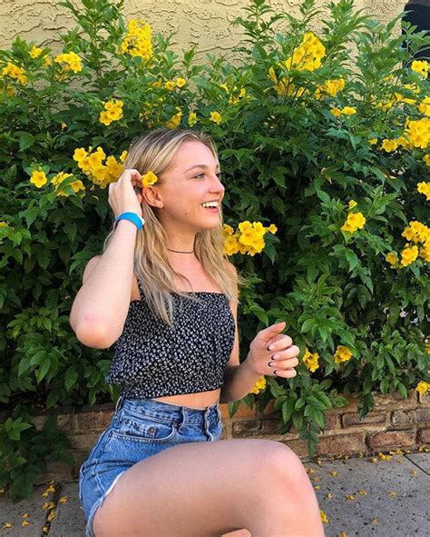 Brynn Rumfallo Sur Instagram So Happy 🌼 Brynn Rumfallo Blonde Hair