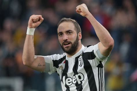 Juventus Gonzalo Higuain Rivela Nel 2016 Ho Anche Pensato Di Smettere