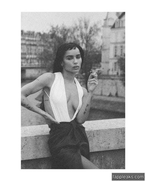 Zoë Kravitz Nude Onlyfans Photo 18 The Fappening Leaked Photos