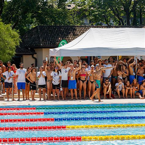 Lunch Box Cool Swim Meeting Merano