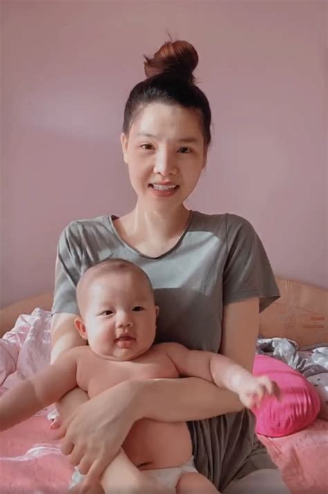 H Nh Nh I L P H I H C C A C C Hot Mom Nh V Ra Ng