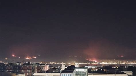 Incendi A Reggio Calabria Area Dello Stretto Ancora Preda Dei Piromani