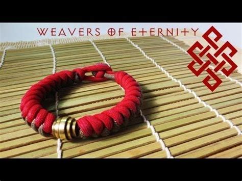 How to Tie a Paracord Snake Knot Bracelet (Knot & Loop) Tutorial ...