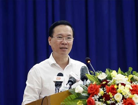 Staatspr Sident Vo Van Thuong Trifft W Hler In Der Stadt Da Nang