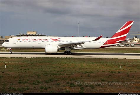 3B NBP Air Mauritius Airbus A350 941 Photo By Sierra Mike ID 1015020